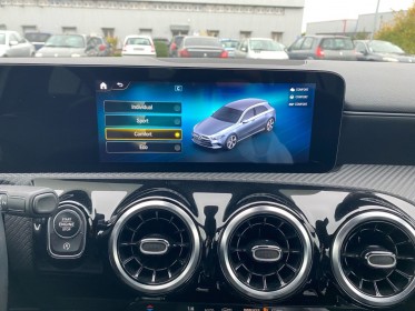Mercedes classe a business 180 d 8g-dct business line attelage semi amovible angles morts caméra de recule garantie 12 mois...