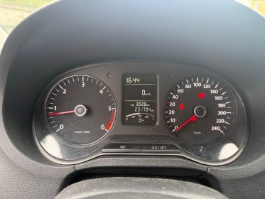 Volkswagen polo 1.2 tdi 75 cv - apple carplay - 5 portes occasion champigny-sur-marne (94) simplicicar simplicibike france