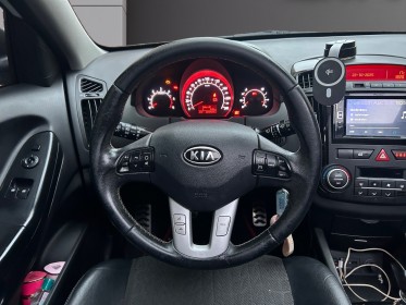 Kia pro_cee'd coupe 1.6l crdi 128 euro 5 sport, toit ouvrant, bluetooth, radar ar, régulateur de vitesse occasion...