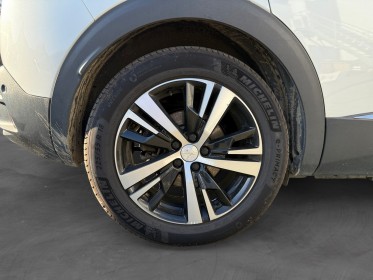 Peugeot 3008 hybrid4 300 e-eat8 gt line  tva recuperable  garantie 12 mois occasion simplicicar angers simplicicar...