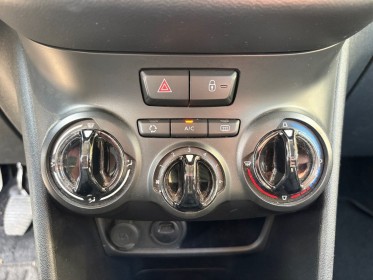 Peugeot 208 1.5 bluehdi 100ch bvm5 - régulateur de vitesse - carplay - clim - chaine ok occasion simplicicar rennes...