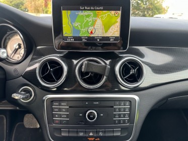 Mercedes classe cla shooting brake 200 d 7-g dct inspiration occasion simplicicar rennes simplicicar simplicibike france