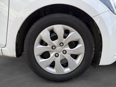 Hyundai i20 1.2 75 initia occasion simplicicar brive la gaillarde  simplicicar simplicibike france