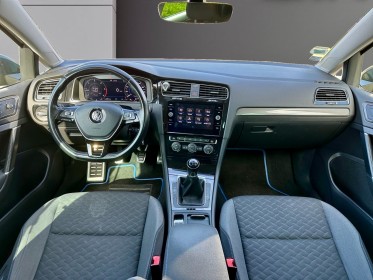 Volkswagen golf 2.0 tdi 150 bvm6 r line / attelage / virtual / angle mort/ camera occasion simplicicar besanÇon simplicicar...
