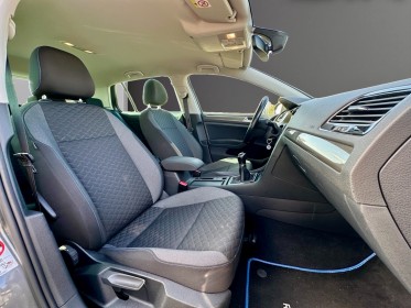 Volkswagen golf 2.0 tdi 150 bvm6 r line / attelage / virtual / angle mort/ camera occasion simplicicar besanÇon simplicicar...