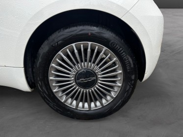 Fiat 500 nouvelle my22 serie 1 step 2 e 95 ch icône - 24 kw occasion osny simplicicar simplicibike france