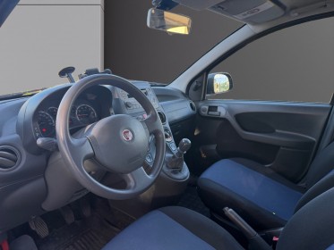 Fiat panda 1.2 8v 69 ch easy clim radio cd garantie 12 mois occasion simplicicar marignane  simplicicar simplicibike france