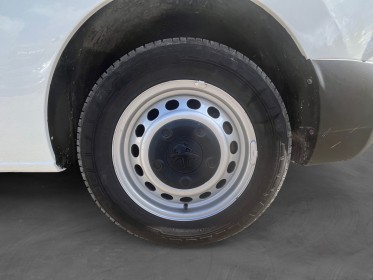 Peugeot expert combi 150ch ss bvm6 standard 2.0 bluehdi occasion avignon (84) simplicicar simplicibike france