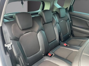 Renault scenic iv 1.6 dci 130 ch intens / entretien complet à jour / garantie 12 mois occasion simplicicar royan simplicicar...