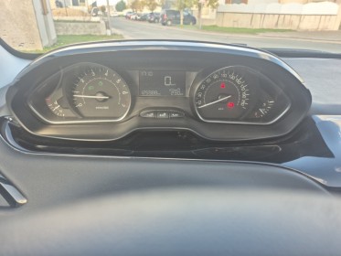 Peugeot 208 68ch bvm5 like garantie 12 mois entretien/distribution a jour occasion simplicicar royan simplicicar simplicibike...