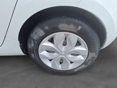 Renault zoe zen intégrale garantie pas de location de batterie occasion simplicicar amiens  simplicicar simplicibike france
