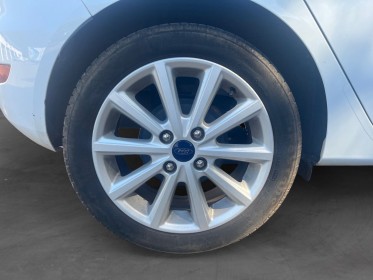 Ford fiesta 1.0 ecoboost 100 ss titanium / courroie de distribution pour la vente / entretien complet ford occasion...