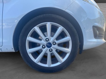 Ford fiesta 1.0 ecoboost 100 ss titanium / courroie de distribution pour la vente / entretien complet ford occasion...