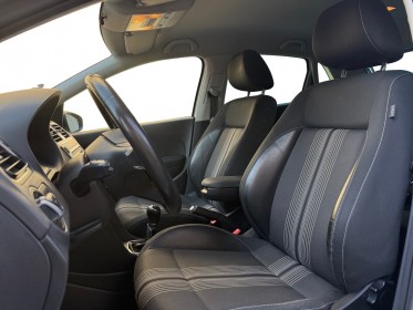 Volkswagen polo 1.2 60 match - radar de recul - regulateur de vitesse - 1Ér main - garantie 12 mois occasion paris 17ème...