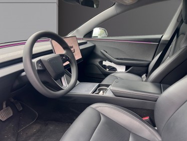 Tesla model 3 autonomie standard plus rwd, highland, 2 écrans, garantie tesla occasion simplicicar villejuif  simplicicar...