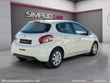 Peugeot 208 1.0 puretech 68ch bvm5 like - garantie 12 mois occasion simplicicar toulon est simplicicar simplicibike france