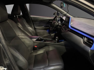 Toyota c-hr hybride 122h dynamic garantie 12 mois occasion montpellier (34) simplicicar simplicibike france