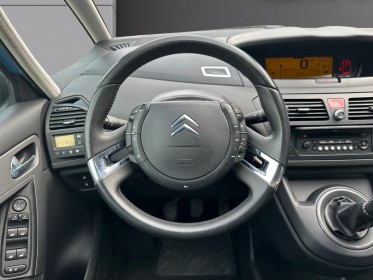 Citroen c4 picasso vti 120 pack ambiance moteur à chaîne garantie 12 mois occasion simplicicar amiens  simplicicar...