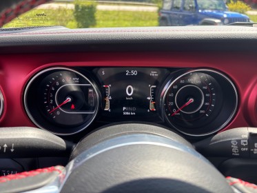 Jeep  wrangler 3.6l v6 rubicon rouge snazzberry. amortisseurs 1,5 pouces par cal chez teraflex.echappement sport double...