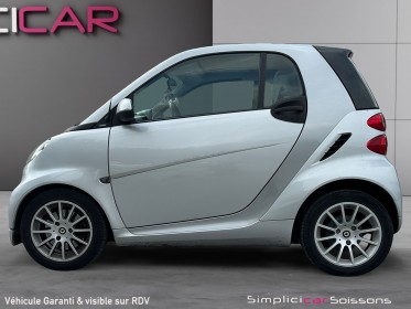 Smart fortwo 1.0 71 ch passion - suivi complet/toit panoramique/caribex cuir blanc/clim/gps - garantie 12 mois occasion...