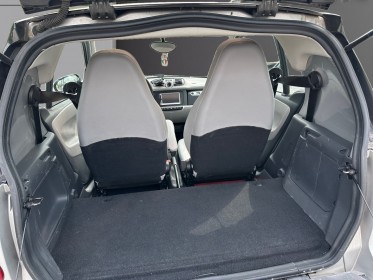 Smart fortwo 1.0 71 ch passion - suivi complet/toit panoramique/caribex cuir blanc/clim/gps - garantie 12 mois occasion...