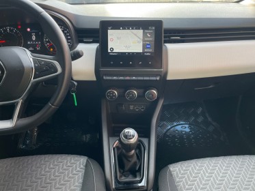 Renault clio v tce 90 evolution  gps  radars avant et arrière  apple carplay occasion simplicicar grenoble simplicicar...