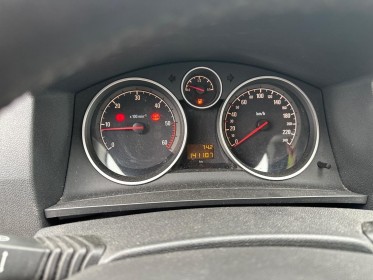 Opel zafira tourer 2.0 cdti 130 ch garantie 12 mois occasion simplicicar dijon simplicicar simplicibike france