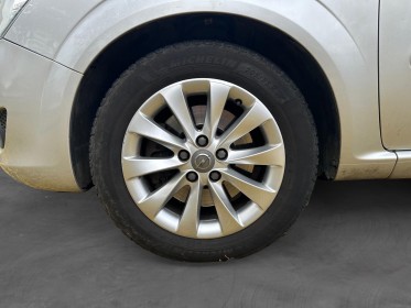 Opel zafira tourer 2.0 cdti 130 ch garantie 12 mois occasion simplicicar dijon simplicicar simplicibike france