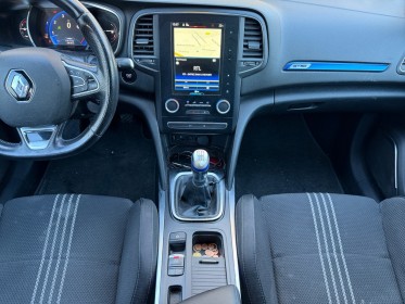 Renault megane iv berline tce 130 energy intens gt line occasion simplicicar marignane  simplicicar simplicibike france