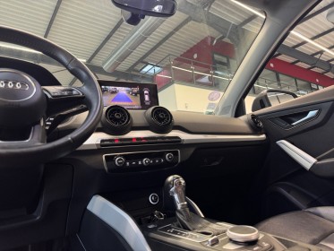 Audi q2 q2 1.4 tfsi cod 150 ch s tronic 7 design luxe gris nano - toit ouvrant - keyless go - pack assis route - affichage......