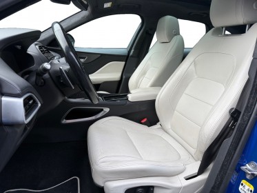 Jaguar f-pace v6 3.0 d - 300 awd premiere edition a / toit pano ouvrant / interieur cuir creme / sieges avant electriques /...