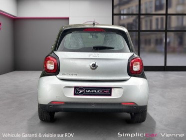 Smart forfour 0,82 ch electrique bva1 passion - garantie 12 mois occasion simplicicar vienne simplicicar simplicibike france