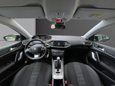 Peugeot 308 sw 1.2 puretech 130ch ss bvm6 allure courroie changée 2025 occasion simplicicar la ciotat simplicicar...