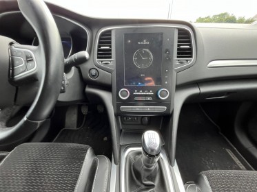 Renault megane iv berline tce 140 energy intens occasion simplicicar limoges  simplicicar simplicibike france