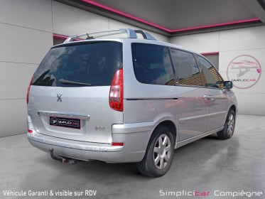 Peugeot 807 2.0 hdi 16v 136 fap confort - 7 places - clim auto et bizone - sièges chauffants occasion simplicicar compiegne...