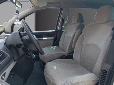 Peugeot 807 2.0 hdi 16v 136 fap confort - 7 places - clim auto et bizone - sièges chauffants occasion simplicicar compiegne...