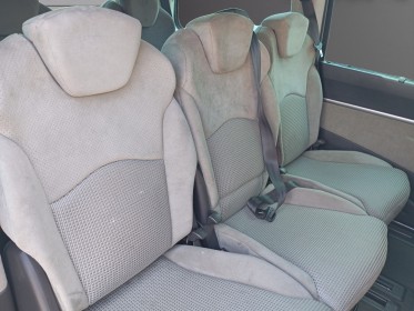 Peugeot 807 2.0 hdi 16v 136 fap confort - 7 places - clim auto et bizone - sièges chauffants occasion simplicicar compiegne...