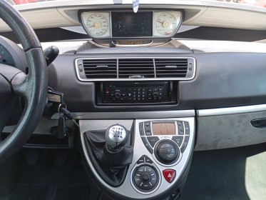 Peugeot 807 2.0 hdi 16v 136 fap confort - 7 places - clim auto et bizone - sièges chauffants occasion simplicicar compiegne...