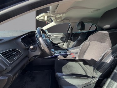 Renault megane iv berline blue dci 115 edc intens occasion avignon (84) simplicicar simplicibike france