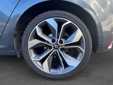 Renault megane iv berline blue dci 115 edc gt line  park assist  carplay  caméra de recul  garantie 12 mois occasion...
