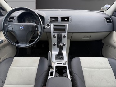 Volvo c30 2.0d 136 ch momentum entretien 100% volvo garantie 12 mois occasion simplicicar dijon simplicicar simplicibike france