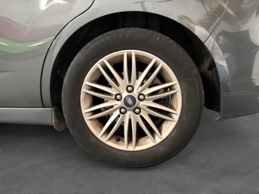 Ford c-max 1.0 ecoboost 125 ss titanium - attelage - garantie 12 mois occasion simplicicar lyon ouest simplicicar...