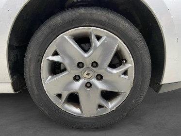 Renault scenic iii 1.5 dci 95 fap eco2 expression euro 5 2011 - garantie 12 mois occasion simplicicar brest simplicicar...