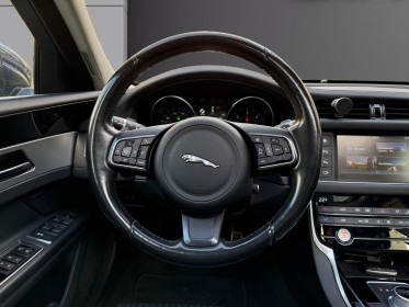 Jaguar xf xf 2.0 d - 180 ch bva business prestige - hud - caméra de recul - sièges électriques à mémoires occasion paris...