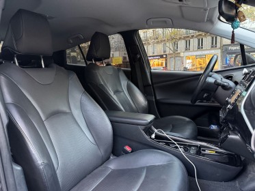 Toyota prius pro hybride rc18 lounge occasion paris 17ème (75)(porte maillot) simplicicar simplicibike france