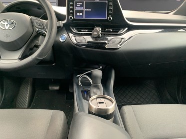 Toyota c-hr hybride my22 1.8l dynamic garantie 12 mois occasion montreuil (porte de vincennes)(75) simplicicar simplicibike...