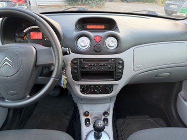 Citroen c3 c3 1.4i 16v/toit ouvrant/climatisation/radio/entretien à jour/garantie occasion simplicicar salon de provence...