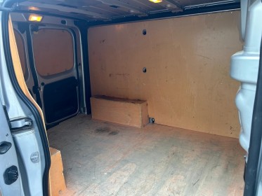 Renault trafic fourgon l1h1 1000 kg dci 145 ch grand confort gps/climatisation garantie 12 mois occasion simplicicar...