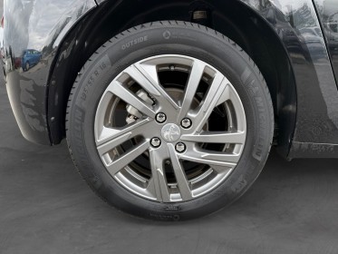 Peugeot 208 bluehdi 100 ss bvm6 active pack garantie de 12 mois occasion simplicicar rouen simplicicar simplicibike france