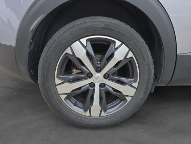 Peugeot 3008 130 ch ss eat8 crossway apple carplay attelage amovible 1ére main garantie 12 mois entretien full peugeot ......